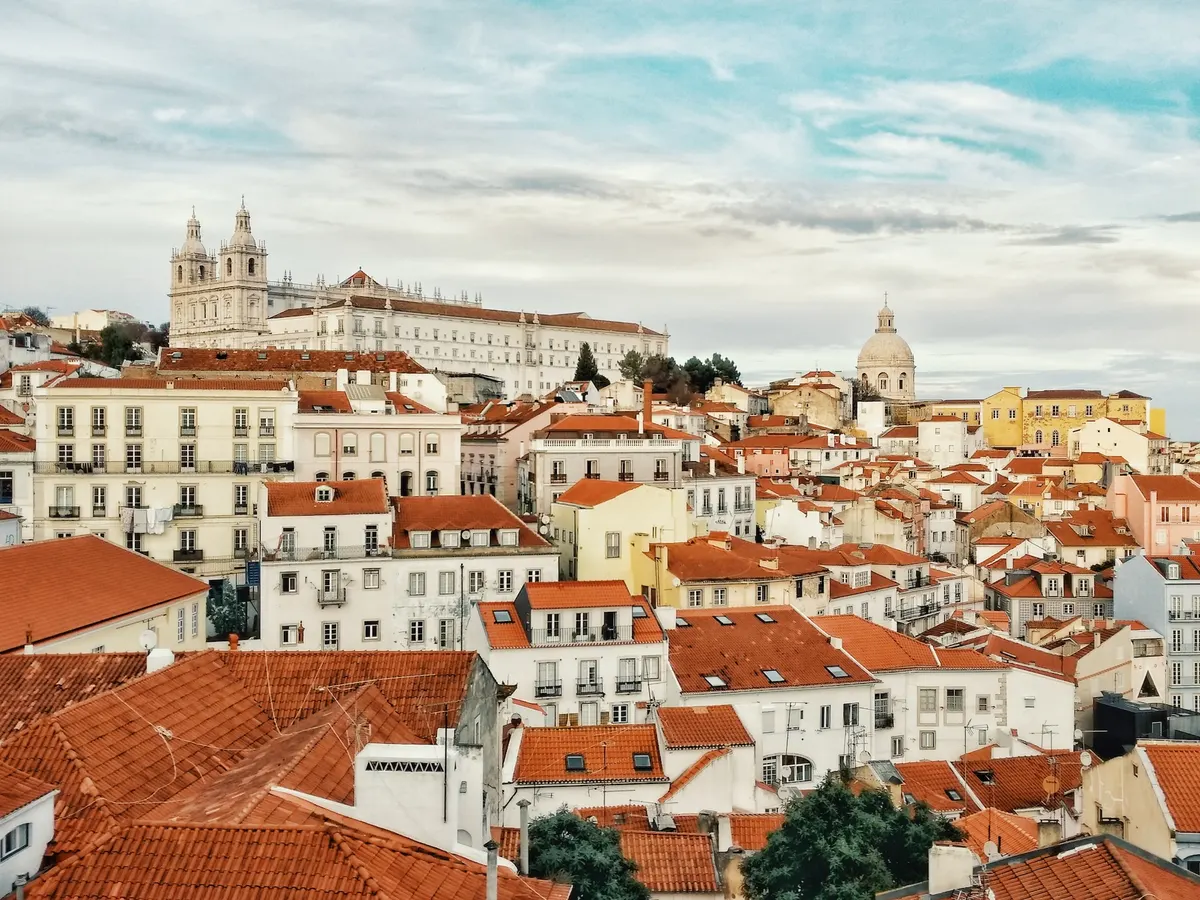 Кризис жилищного рынка в Португалии: половина молодежи лишилась возможности иметь свое собственное жилье
