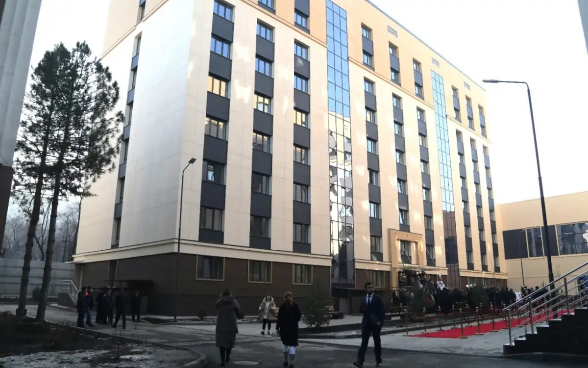 В Алматы открыли новое общежитие почти на тысячу мест